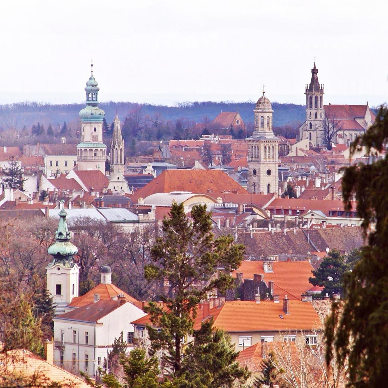 Jokai Sopron Apartment Luaran gambar